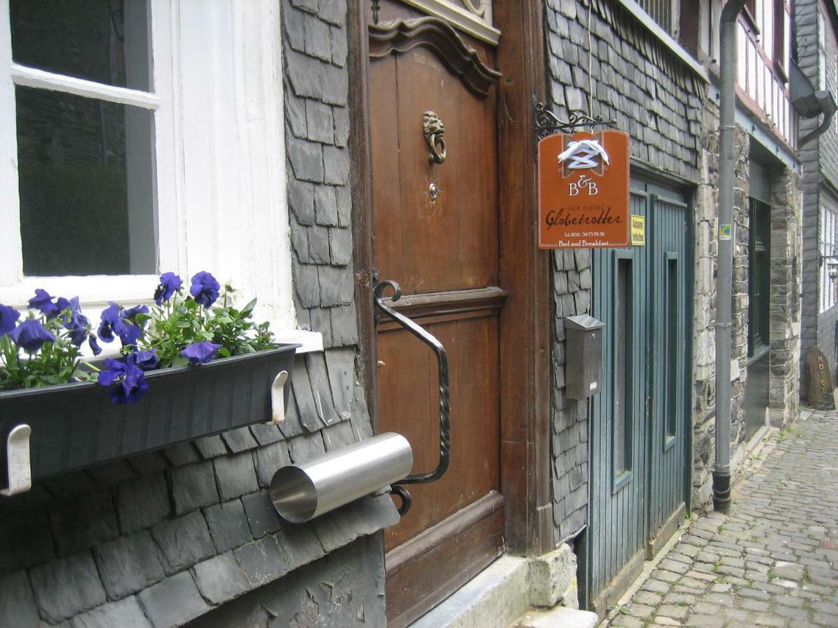 Der Kleine Globetrotter Bed & Breakfast Monschau Exterior photo